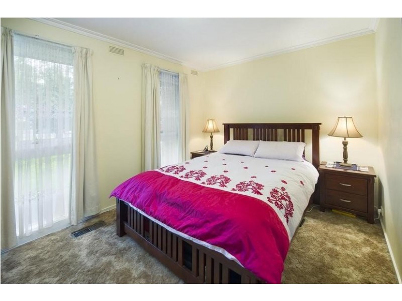 2/9-11 Mines Road, Ringwood East VIC 3135