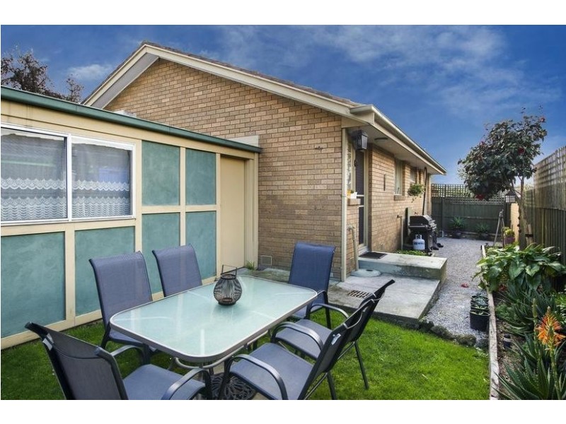 2/9-11 Mines Road, Ringwood East VIC 3135