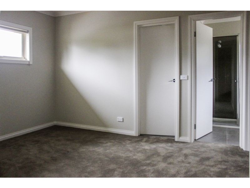 2/2a Rupert Street, Ringwood VIC 3134