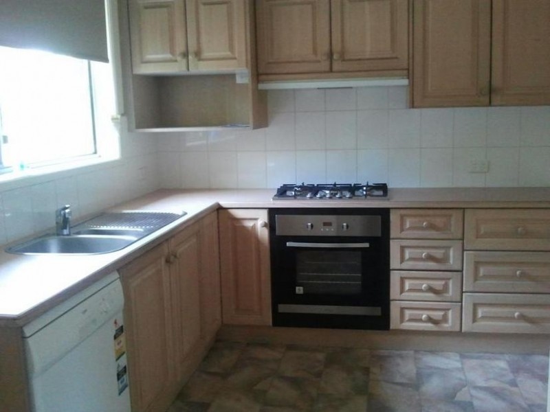 30 Oban Road, Ringwood VIC 3134