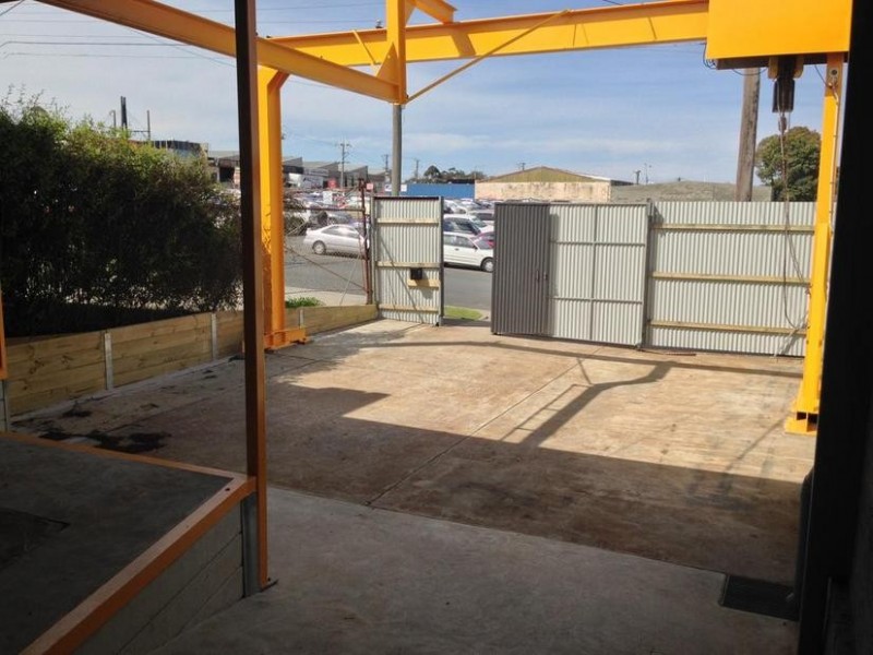 8 Yallourn Parade, Ringwood VIC 3134