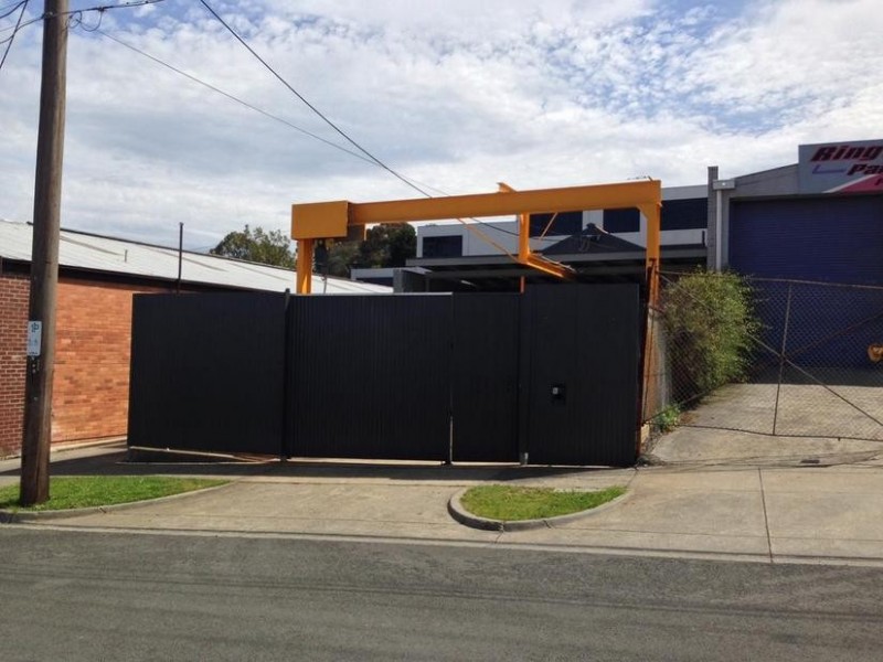 8 Yallourn Parade, Ringwood VIC 3134