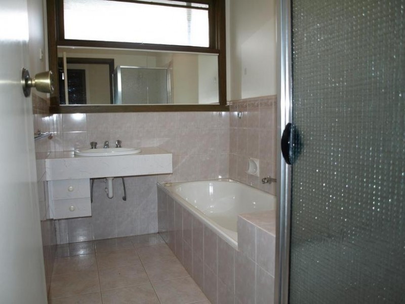 2/5 Arlington Street, Ringwood VIC 3134