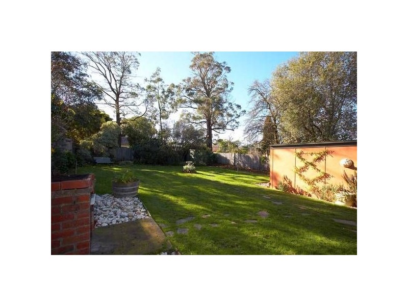 15 Henry Street, Ringwood VIC 3134