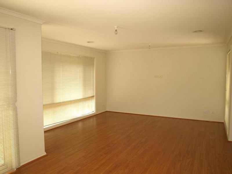 4/8 Sherwood Avenue, Ringwood East VIC 3135