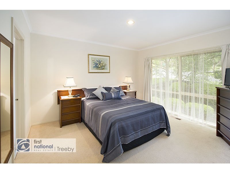 2 Wattle Tree Lane, Croydon North VIC 3136