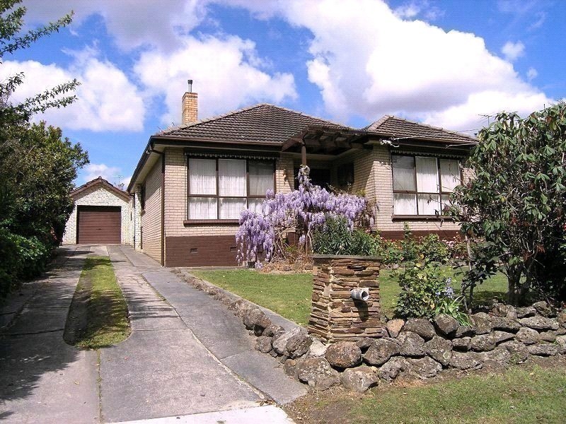 3 Heatherbrae Avenue East, Ringwood VIC 3134