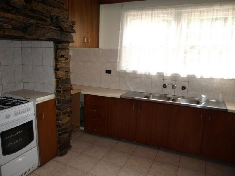 3 Heatherbrae Avenue East, Ringwood VIC 3134