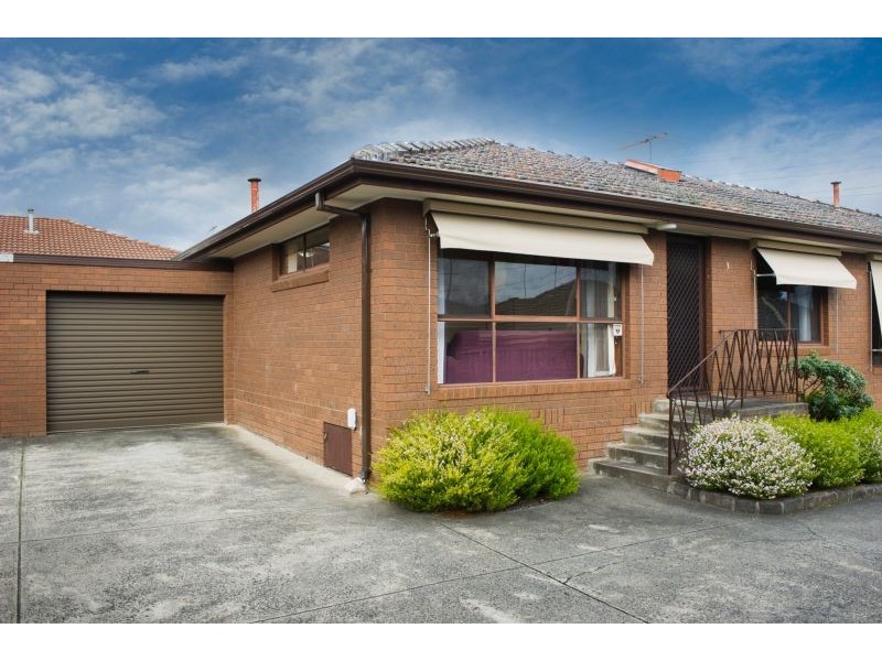 3/16 Barkly Street, Ringwood VIC 3134