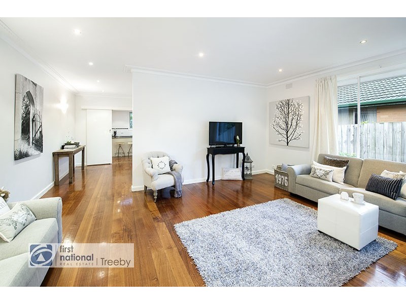 18 Woodlands Road, Heathmont VIC 3135