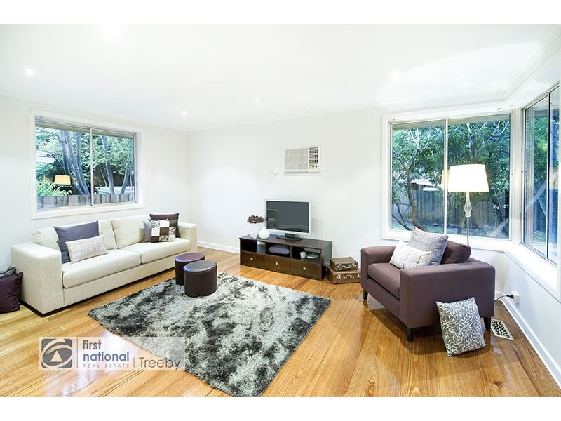 18 Woodlands Road, Heathmont VIC 3135