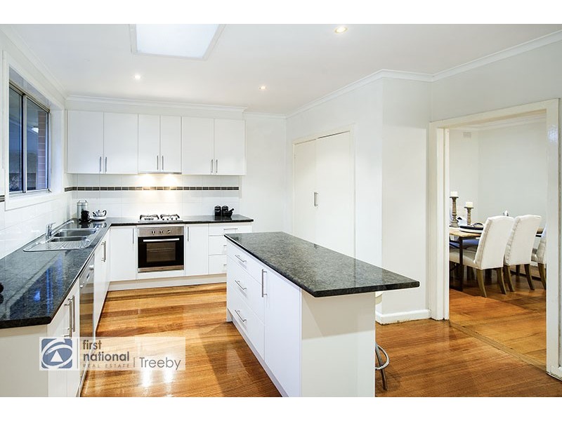 18 Woodlands Road, Heathmont VIC 3135