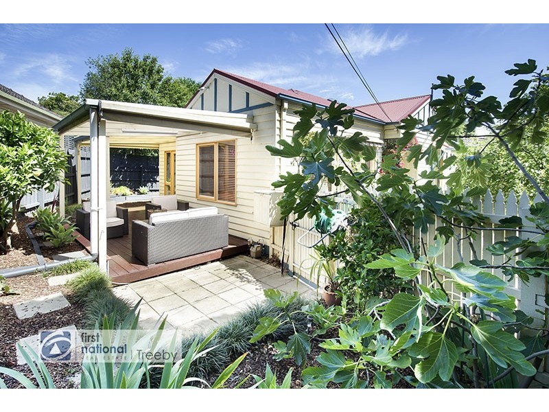 2A Robinson Street, Ringwood VIC 3134