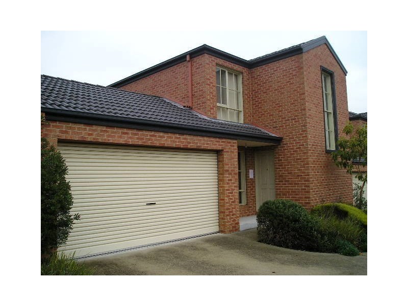 2/100 Dublin Road, Ringwood East VIC 3135