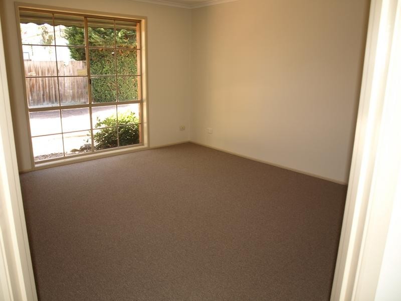 2/70 Bedford Road, Ringwood East VIC 3135