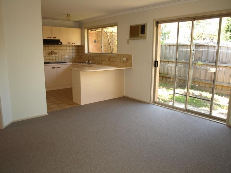 2/70 Bedford Road, Ringwood East VIC 3135