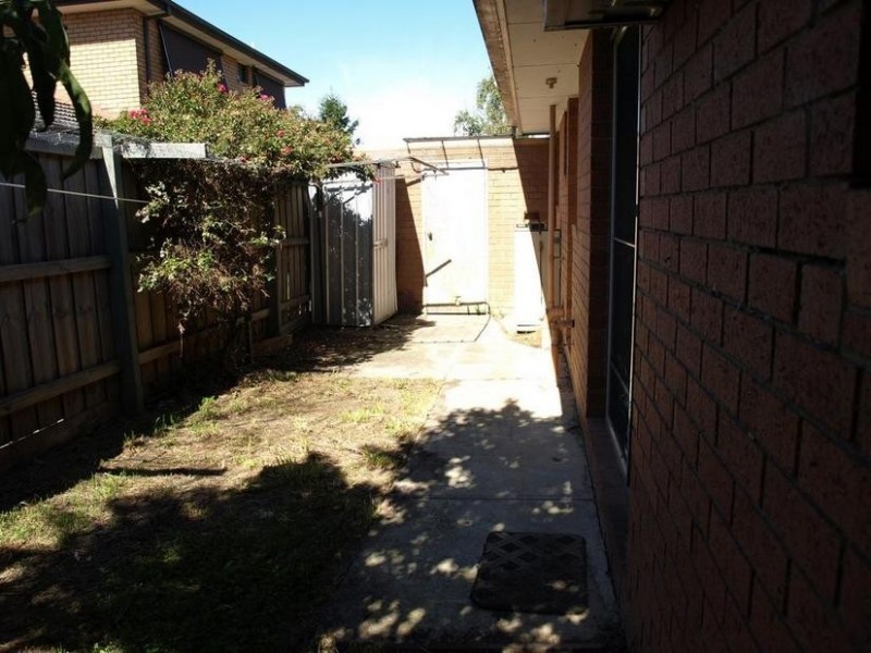 2/70 Bedford Road, Ringwood East VIC 3135