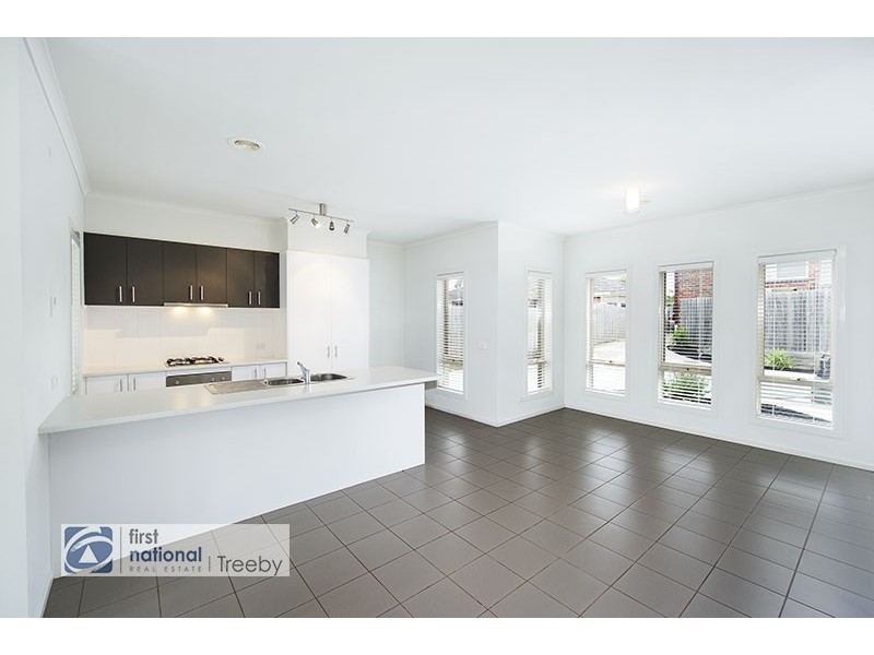 12A Bridges Avenue, Mooroolbark VIC 3138