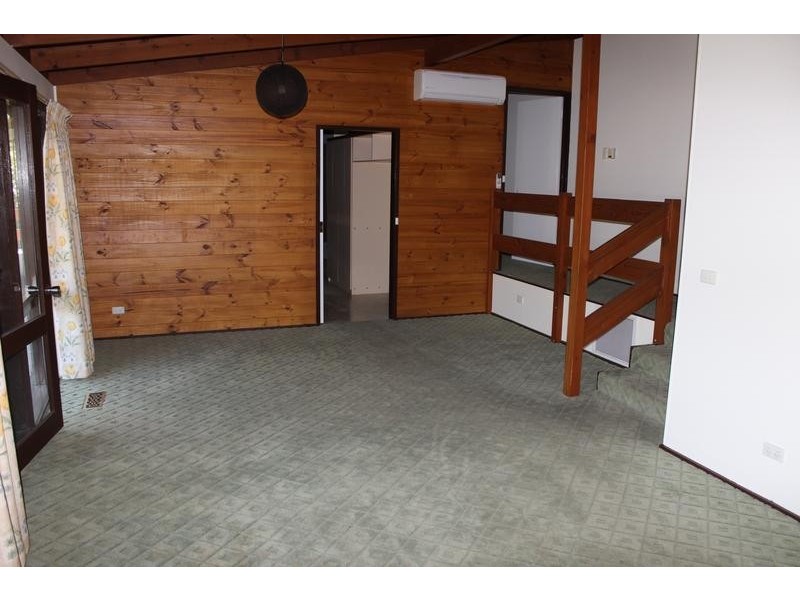 81 Country Club Drive, Chirnside Park VIC 3116