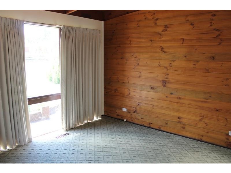 81 Country Club Drive, Chirnside Park VIC 3116