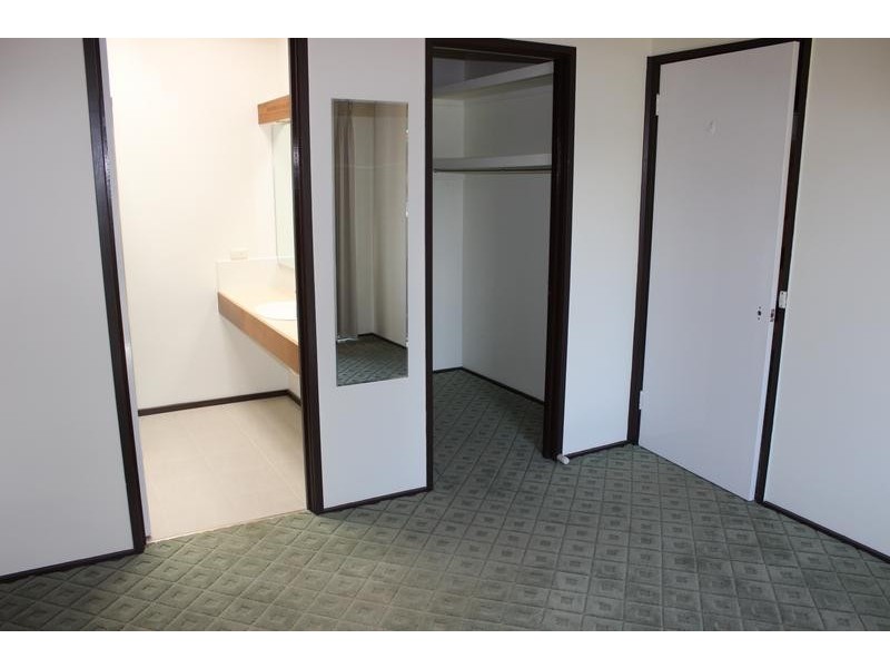 81 Country Club Drive, Chirnside Park VIC 3116