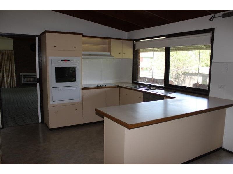 81 Country Club Drive, Chirnside Park VIC 3116