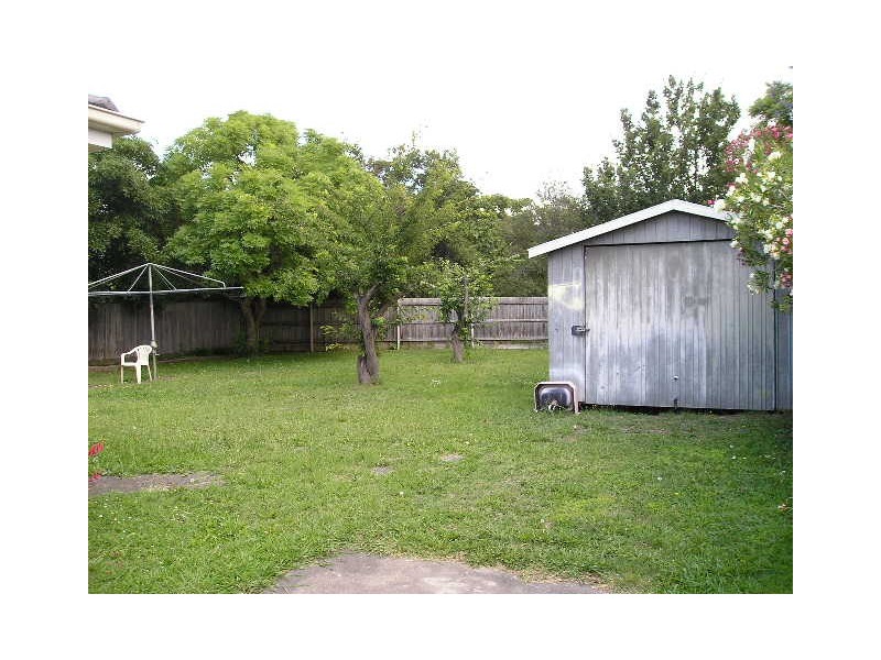 12 Peck Street, Bayswater VIC 3153