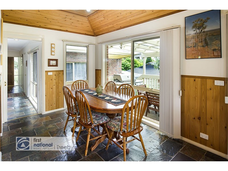 2 Wattle Tree Lane, Croydon North VIC 3136