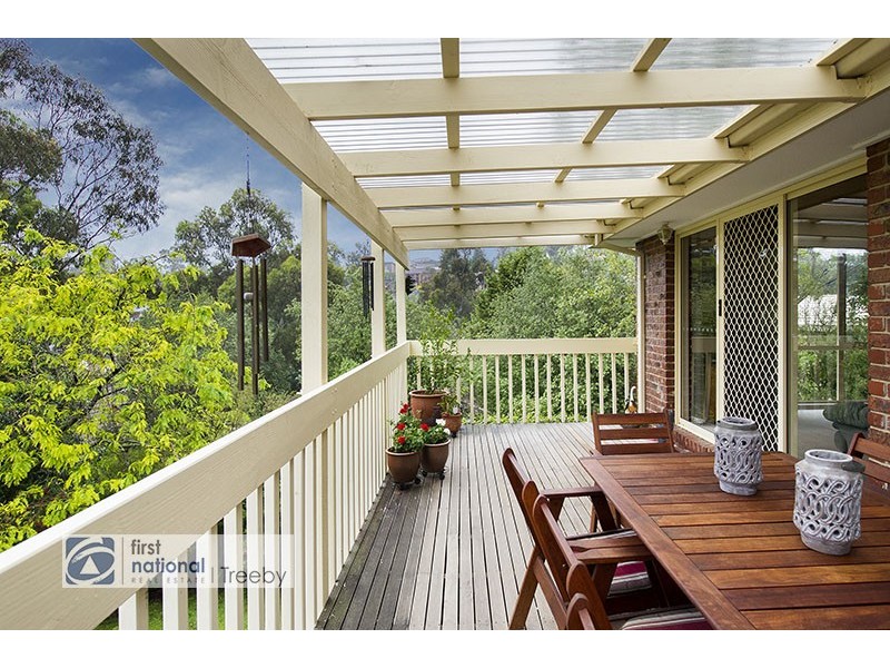 2 Wattle Tree Lane, Croydon North VIC 3136