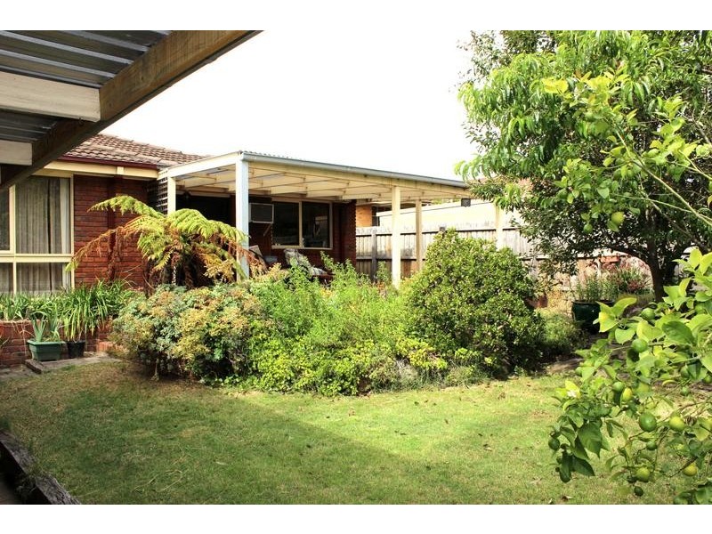 9 Ashcombe Drive, Ringwood VIC 3134