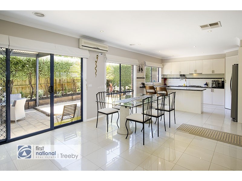 2/16 Derwent Street, Ringwood North VIC 3134