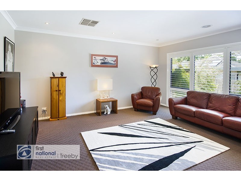 2/16 Derwent Street, Ringwood North VIC 3134