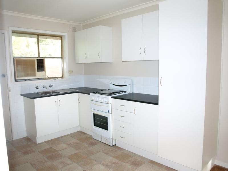 5/13 Glenora Avenue, Croydon VIC 3136