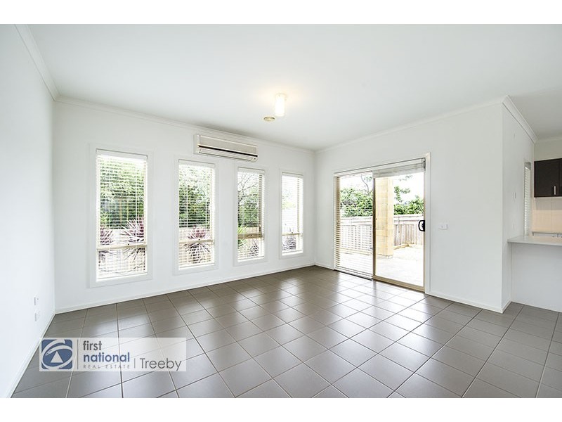 12A Bridges Avenue, Mooroolbark VIC 3138