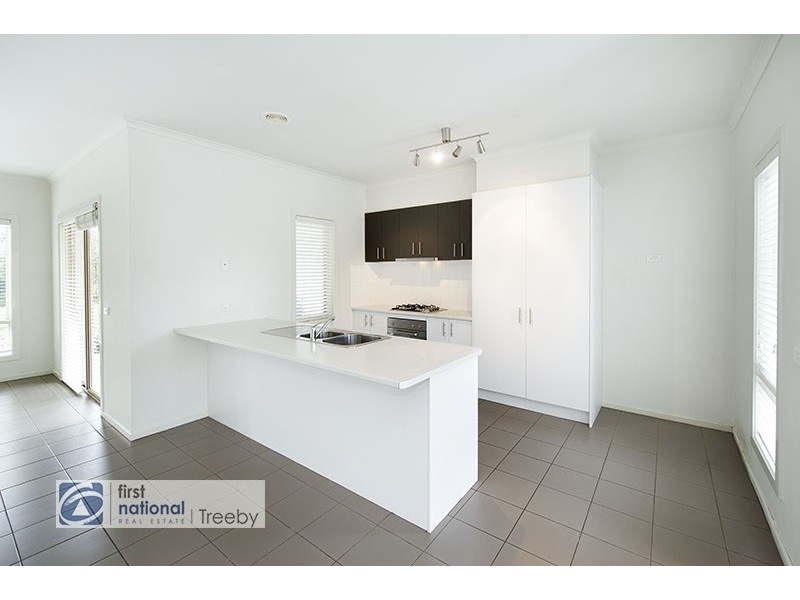12A Bridges Avenue, Mooroolbark VIC 3138