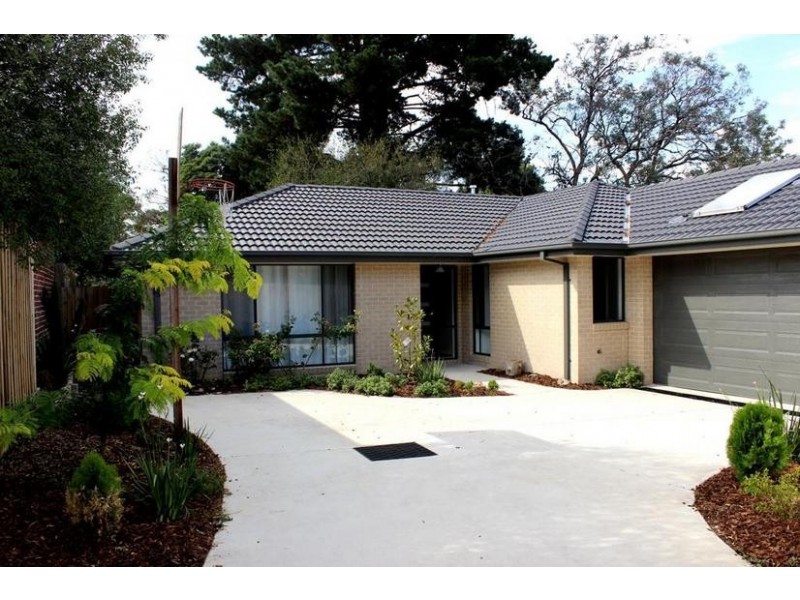 8a Edith Avenue, Croydon VIC 3136