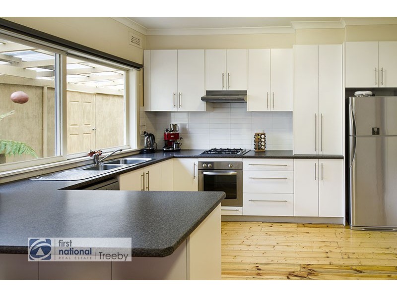 28 Belmont Road West, Croydon South VIC 3136