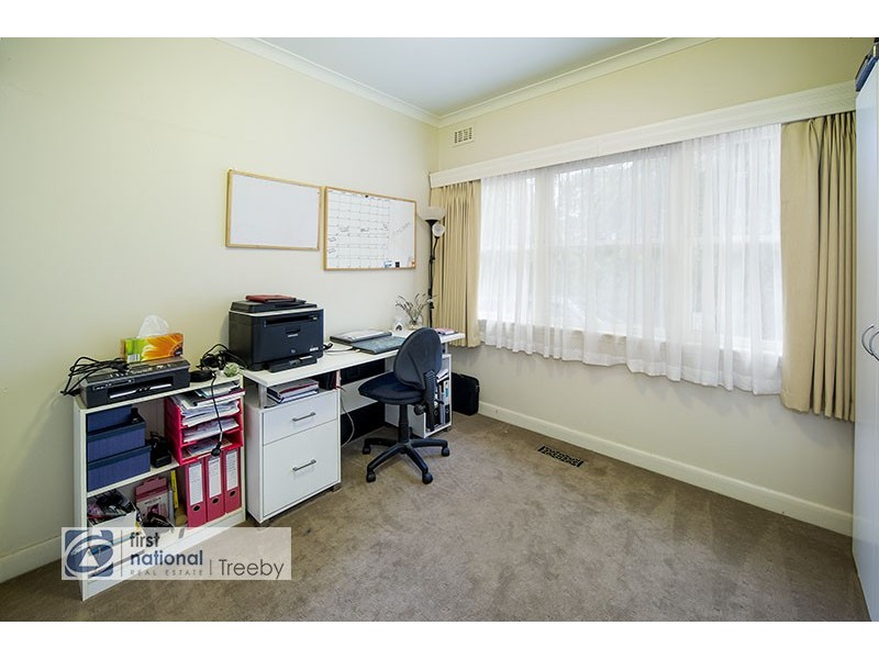 28 Belmont Road West, Croydon South VIC 3136
