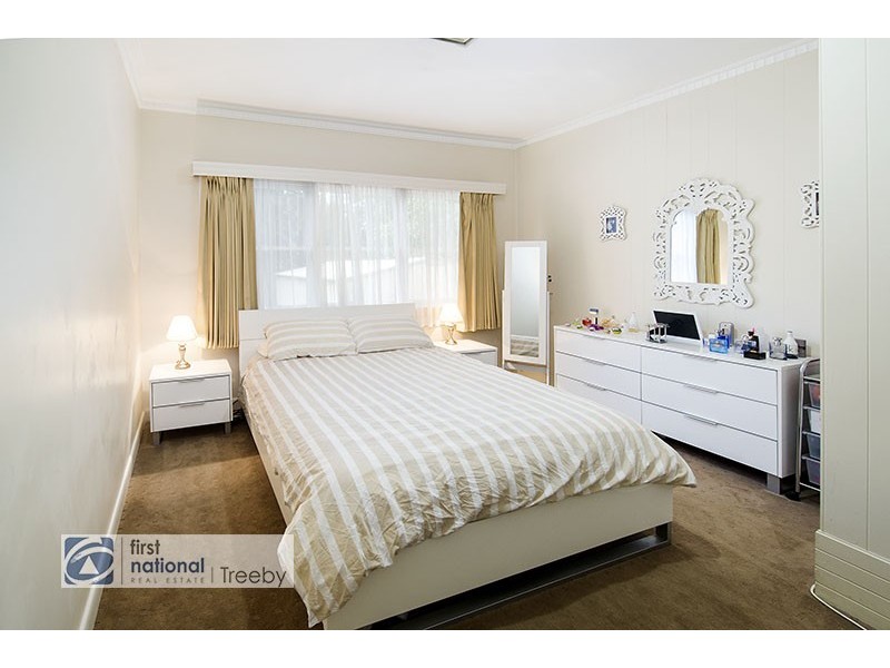 28 Belmont Road West, Croydon South VIC 3136