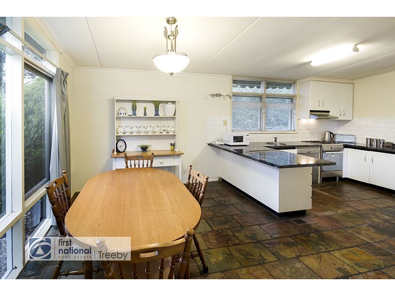 6 Eva Court, Croydon VIC 3136