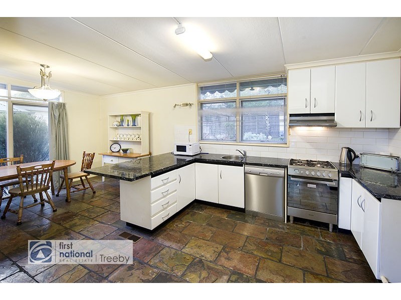 6 Eva Court, Croydon VIC 3136