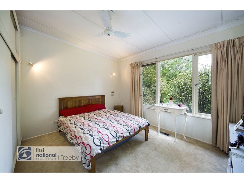6 Eva Court, Croydon VIC 3136
