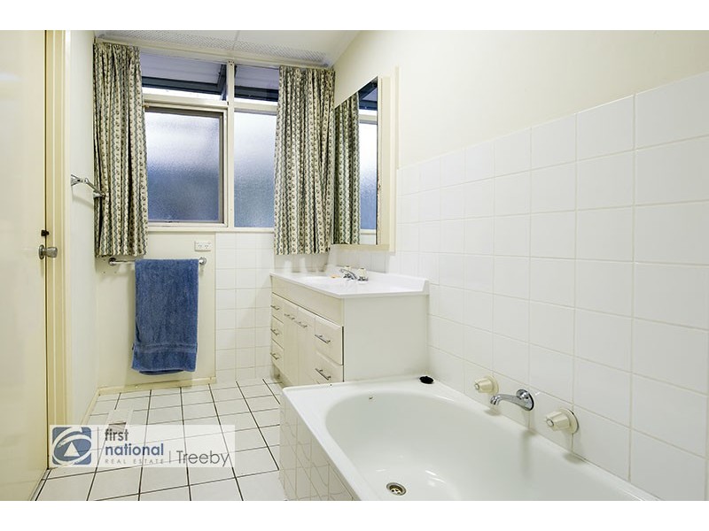 6 Eva Court, Croydon VIC 3136