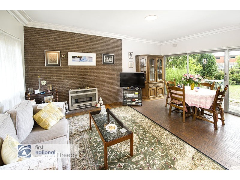 1 Eastfield Road, Ringwood East VIC 3135