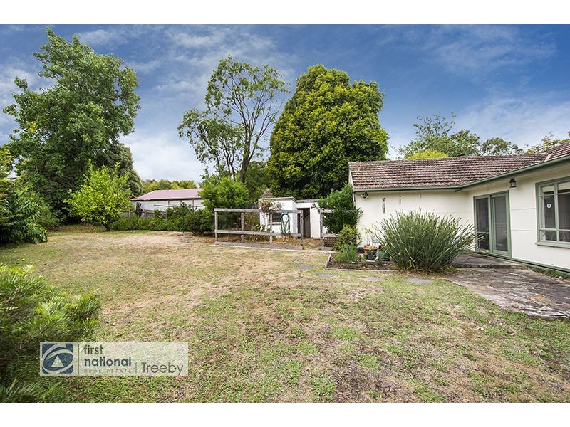 1 Eastfield Road, Ringwood East VIC 3135