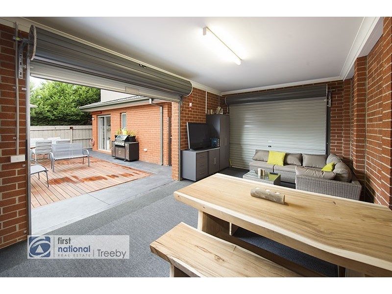 2b/7 Cullis Parade, Bayswater VIC 3153