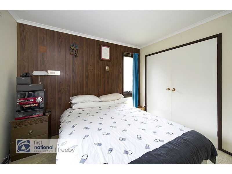 31 Cherry Tree Grove, Croydon VIC 3136