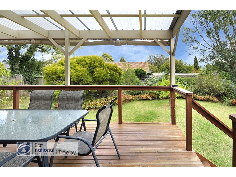 11 Carcoola Road, Ringwood East VIC 3135