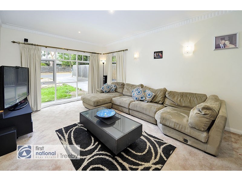 11 Carcoola Road, Ringwood East VIC 3135
