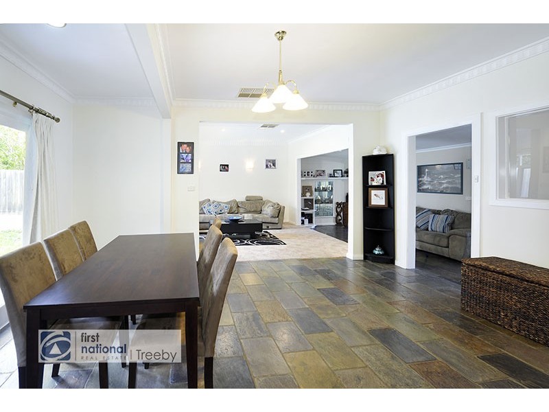 11 Carcoola Road, Ringwood East VIC 3135